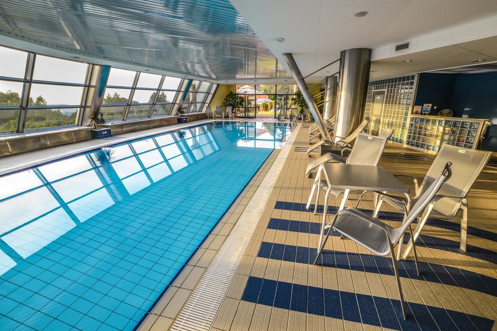 Hotel Belweder Ustron Exterior photo The pool at the 101 on Mary