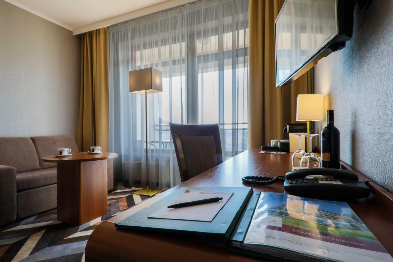 Hotel Belweder Ustron Exterior photo Suite