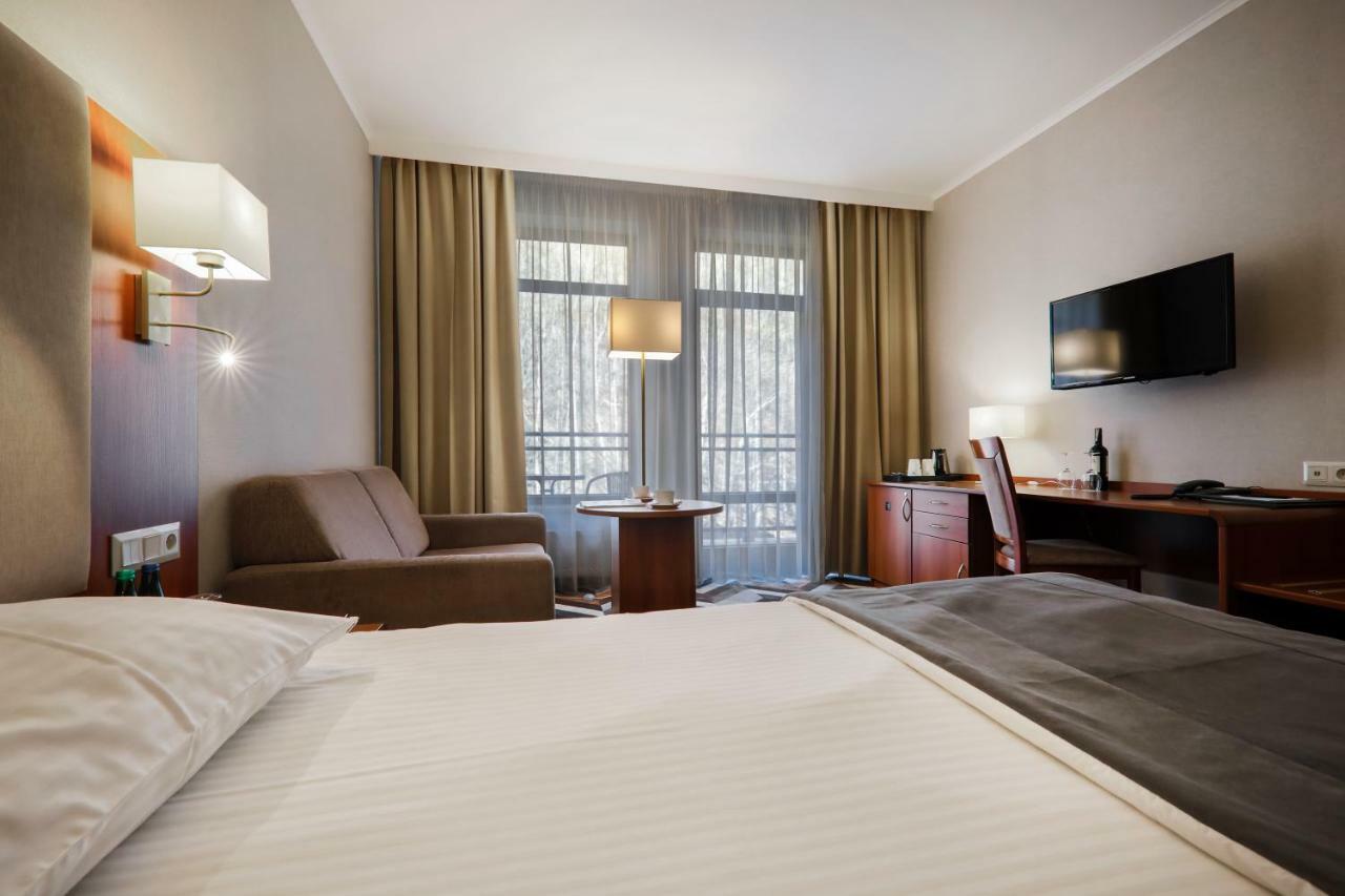 Hotel Belweder Ustron Exterior photo A room at the hotel